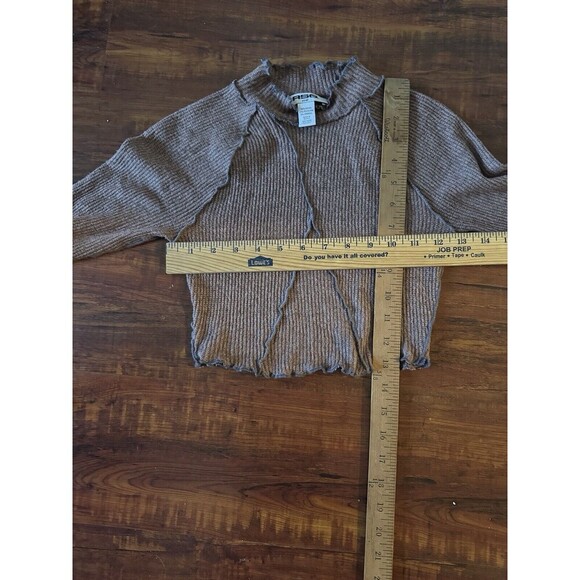 RSQ Jr Womens Cropped Baby Top Sz Small Long Sleeve Boho Y2K Indie Alt Edgy - Picture 7 of 10